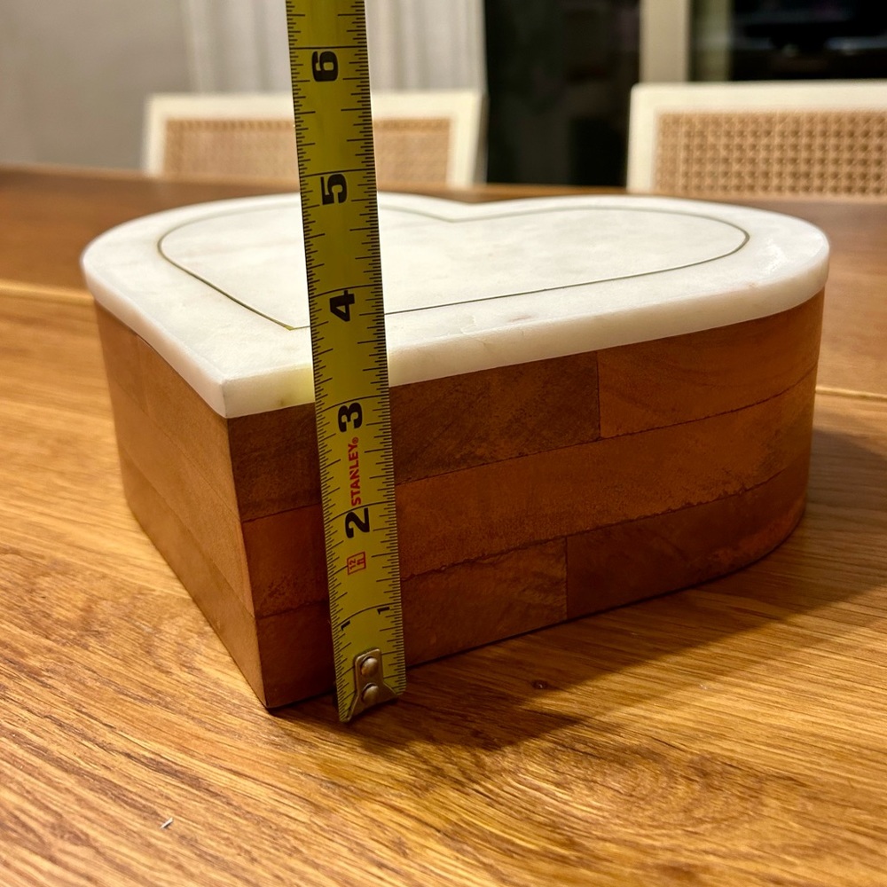 New! 10” Marble And Wood Heart Box Genuine Marble - Picture 4 of 11